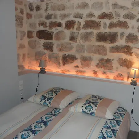 Gite De La Fontaine Paulhe Zimmer foto